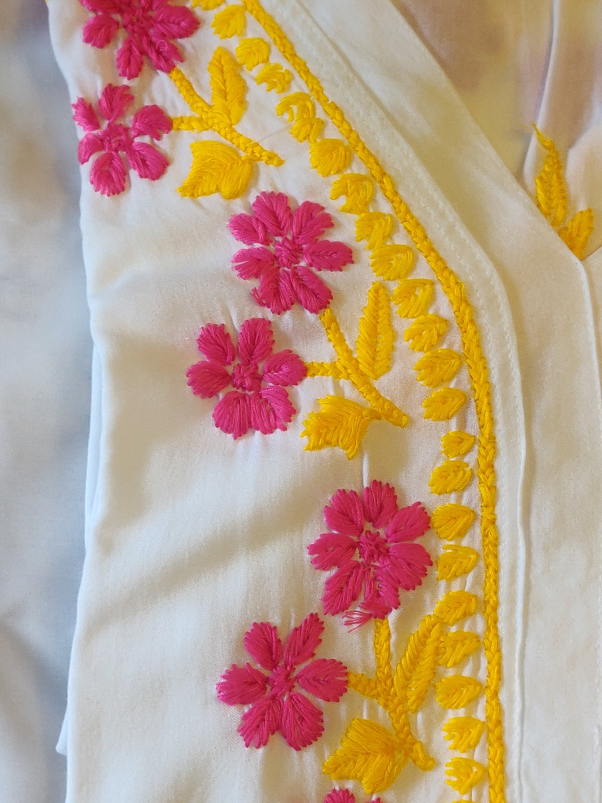 White Rayon Long Kurti with Dual-Thread Chikankari