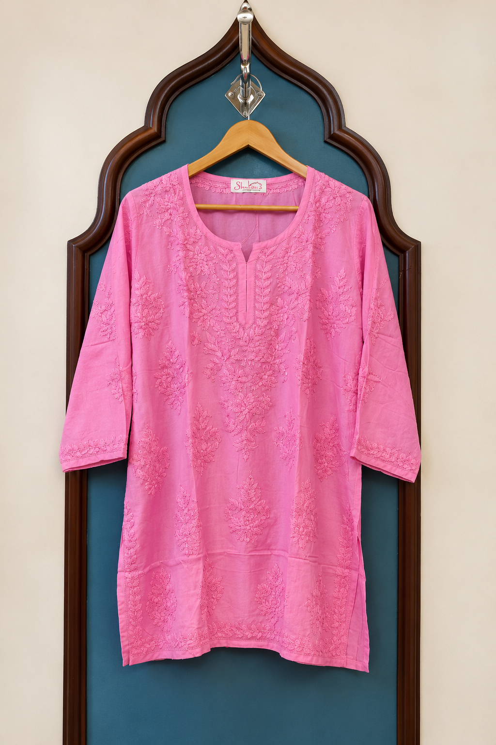 Pure Muslin Short Kurti with Detailed Chikankari Handwork