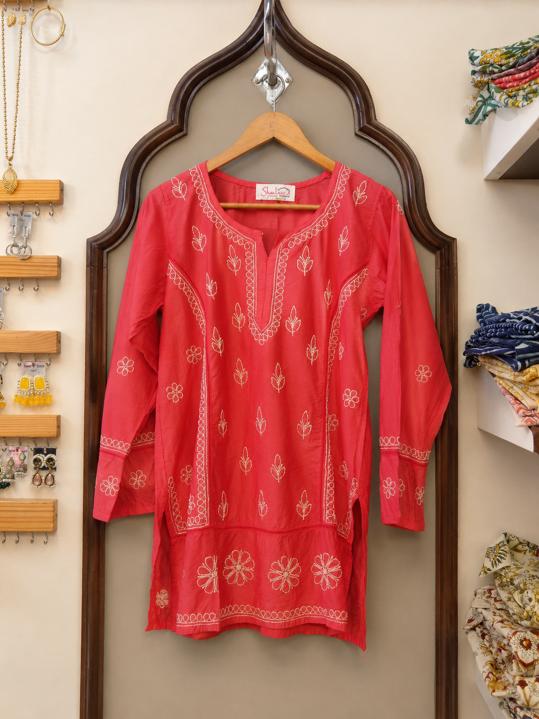 Chanderi Short Kurti with Bakhiya Chikankari