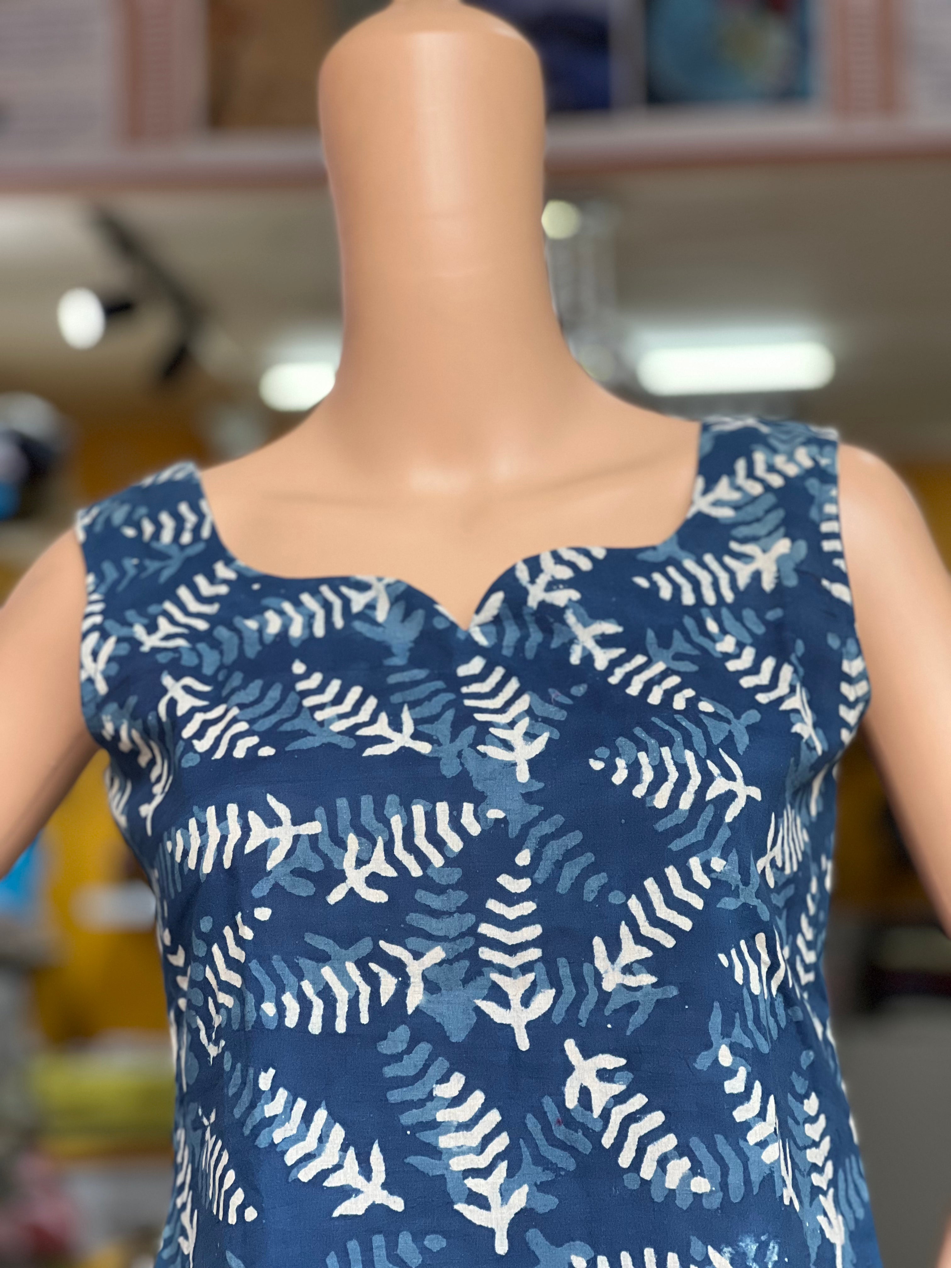 Printed Sleeveless Short Kurti