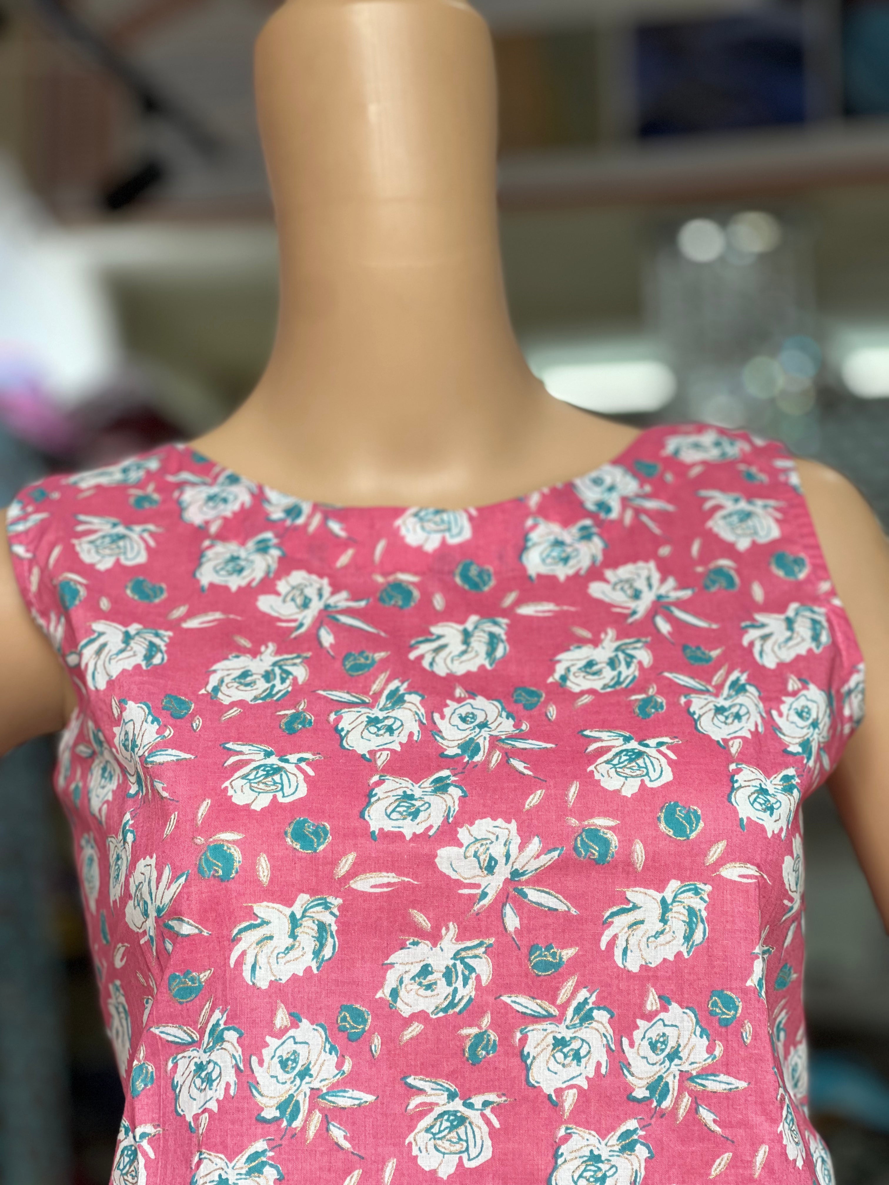 Boatneck Sleeveless Short Kurti