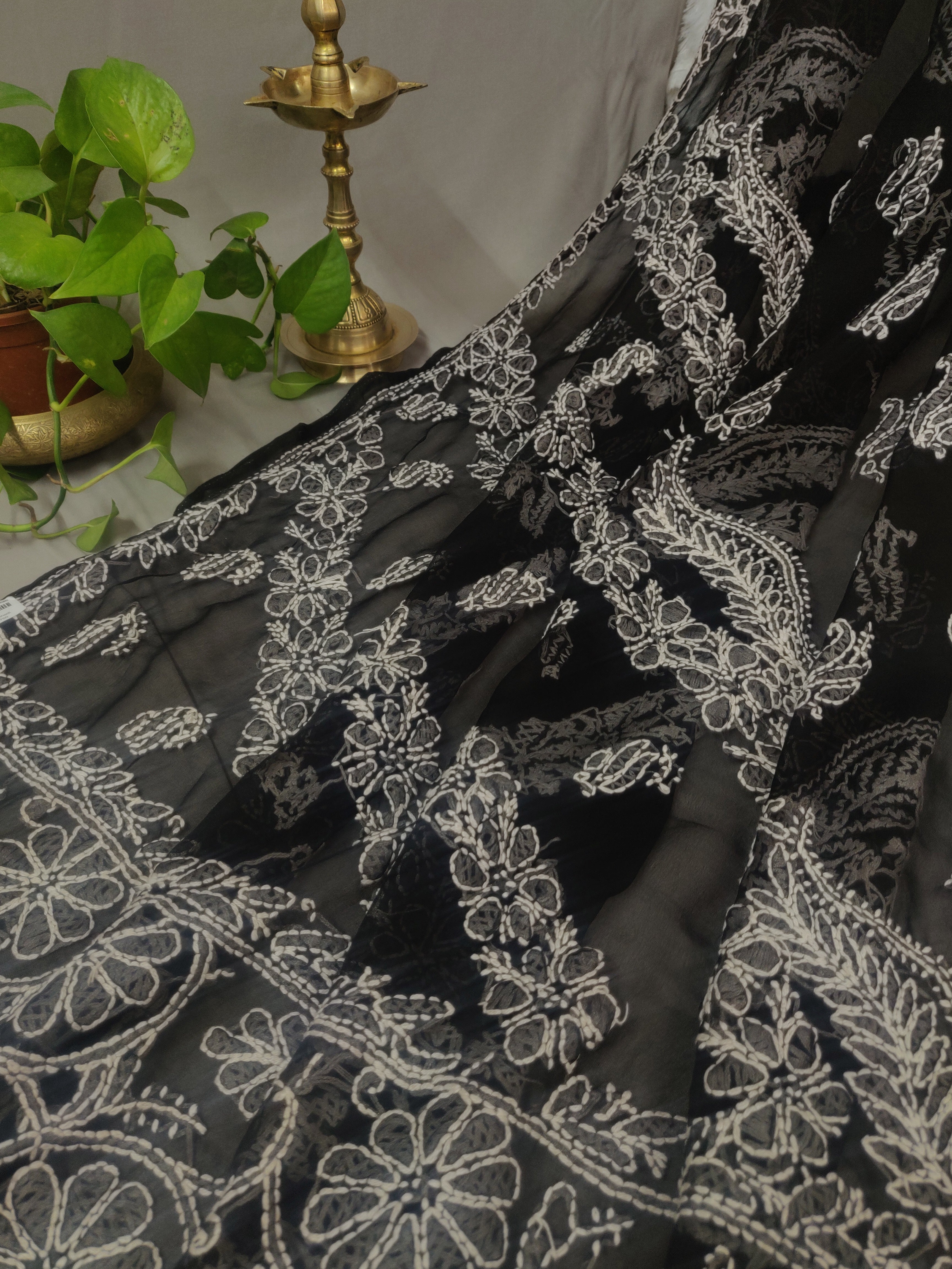 Chhaya - Georgette Chikankari Chhadi Sarees