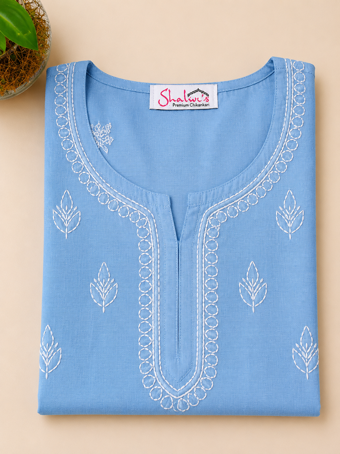 Chanderi Short Kurti with Bakhiya Chikankari